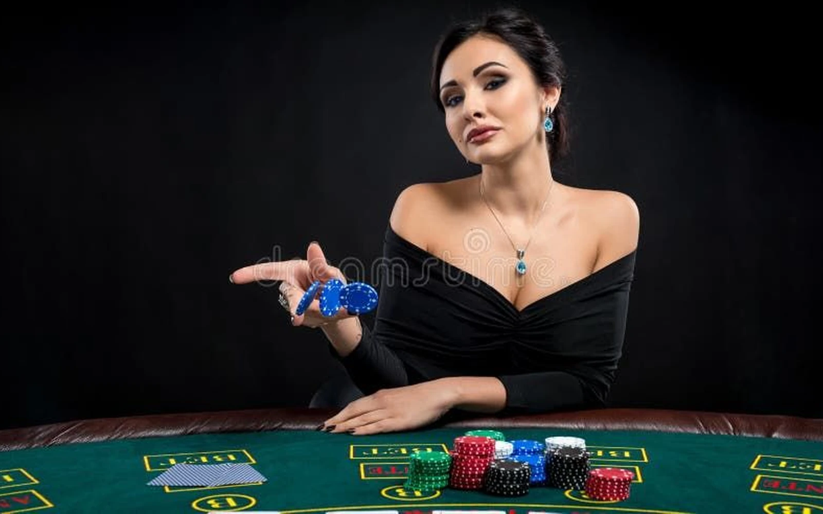 Ilustrasi permainan reel dan simbol bonus